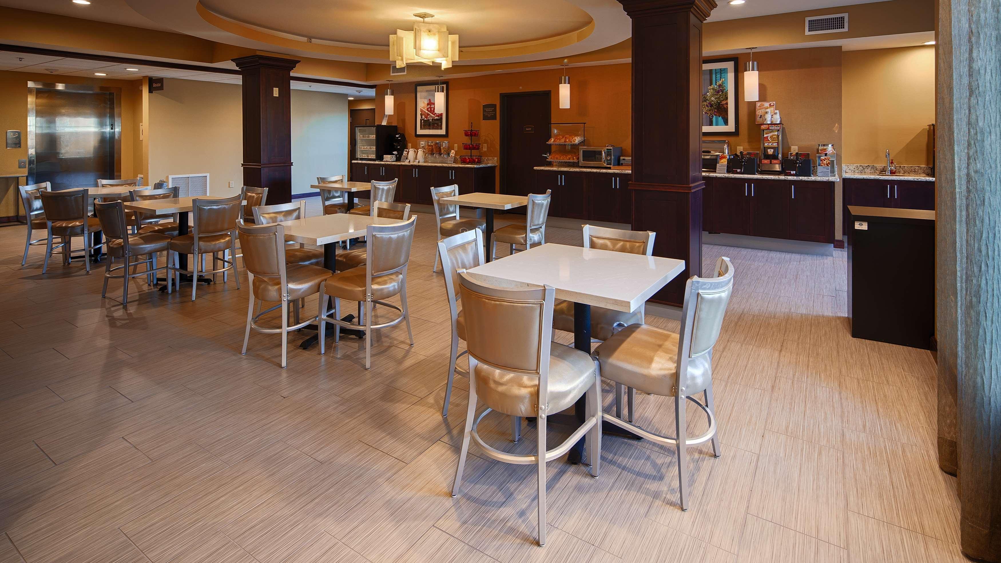 Best Western Plus New Orleans Airport Hotel Kenner Buitenkant foto