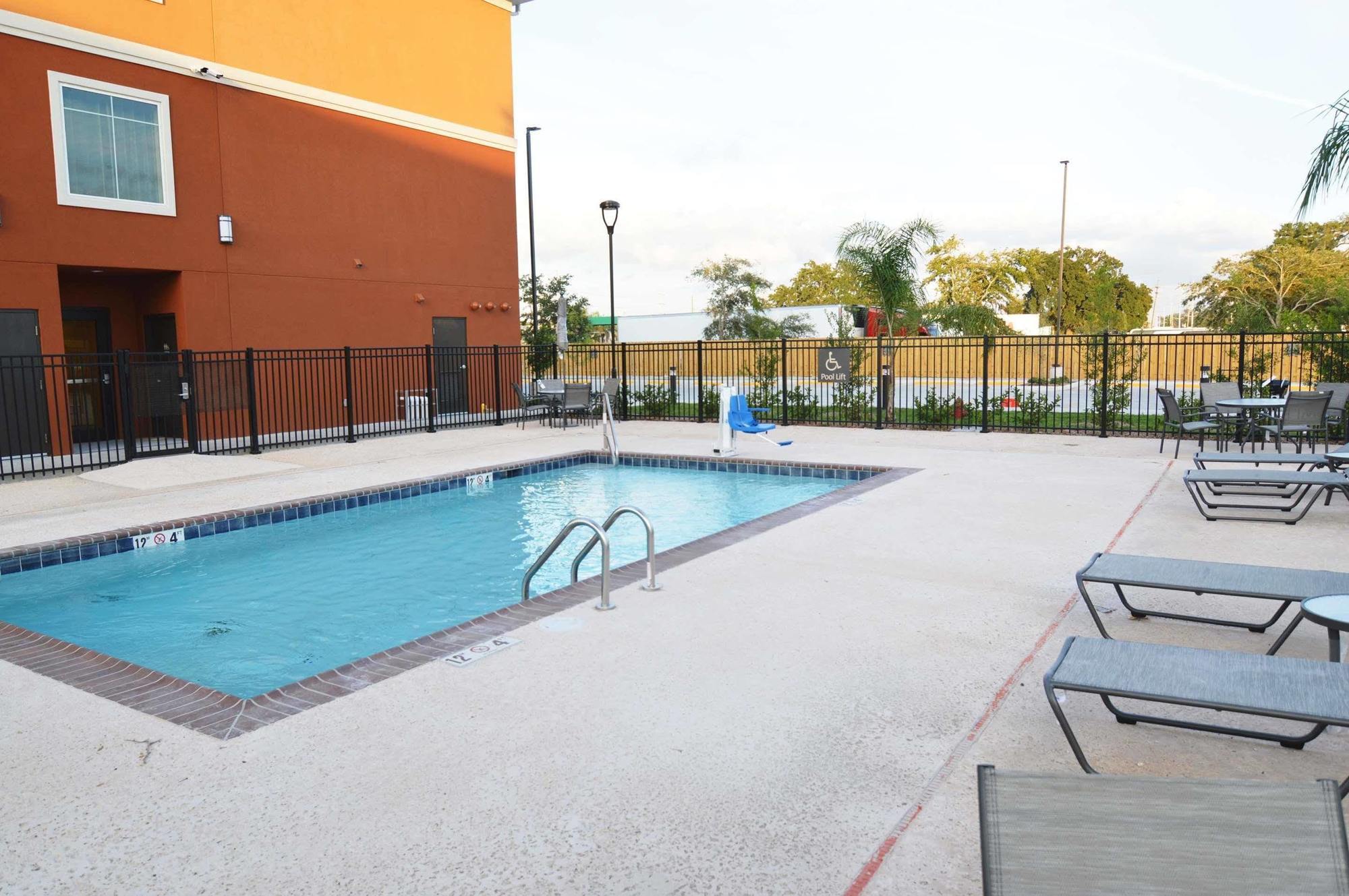 Best Western Plus New Orleans Airport Hotel Kenner Buitenkant foto